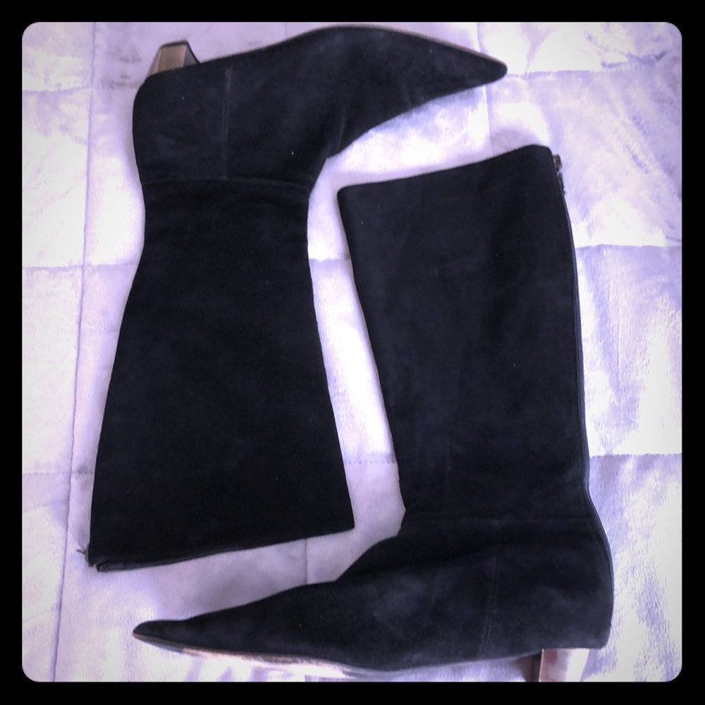 Prada boots gorgeous ! 👄 size 36 1/2